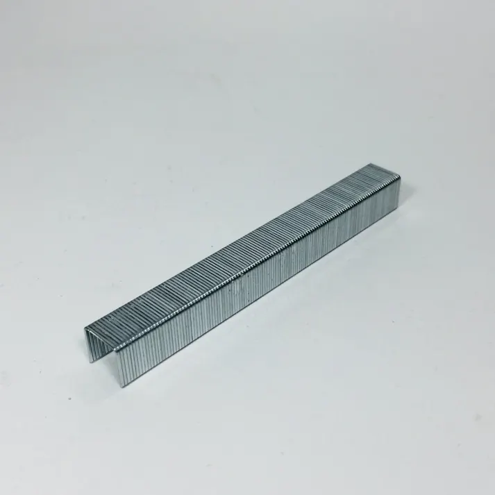 ステープル RT10M メッキ(無地) F-81521 2500本 小箱