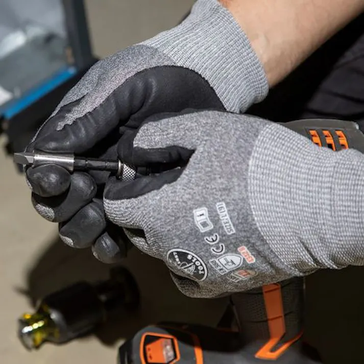 【CAINZ-DASH】KLEIN TOOLS社 マルチビットスタビドライバー 長さ調整機能付き 32308【別送品】