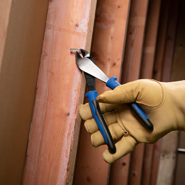 【CAINZ-DASH】KLEIN TOOLS社 ニッパ 偏芯タイプ コンフォートハンドル 220mm J2000-28【別送品】