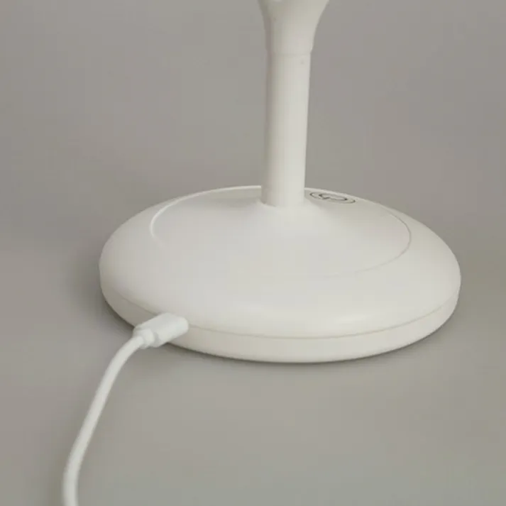 ヤマムラ 美容用品 メイク 鏡 LEDライト両面ミラー10倍拡大 幅17.7×奥12×高27.5cm ホワイト 4979836882899【別送品】