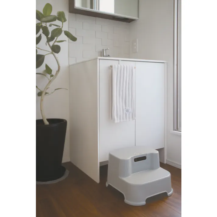 収納用品 子供向け ツー・ステップ ライトグレー 幅31.3×奥34.7×高20.6cm グレー 4904121318883【別送品】