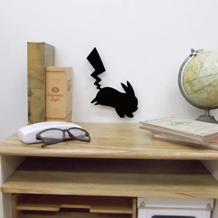 東洋ケース ポケモンウォールライトピカチュウ (幅)18.5(奥行)2(高さ)20.8cm ブラック TL-PWL2-01 4511546093839【別送品】