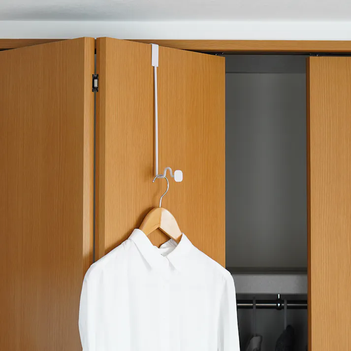 東洋ケース フレーモ2 ハングフック コブ (幅)2.5(奥行)11.3(高さ)31cm ホワイト FM2-HGK-WH 4511546097417【別送品】