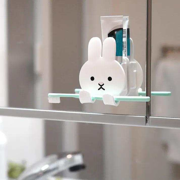 東洋ケース スティッキーフックポケット うさぎ (幅)7.5(奥行)3.7(高さ)12.7cm ホワイト SH-P-05 4511546140281【別送品】