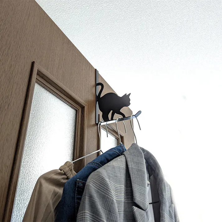 東洋ケース キャットドアフック うずうず クロ (幅)18(奥行)1.5(高さ)19cm ブラック CDH-UZ-BK 4511546141059【別送品】