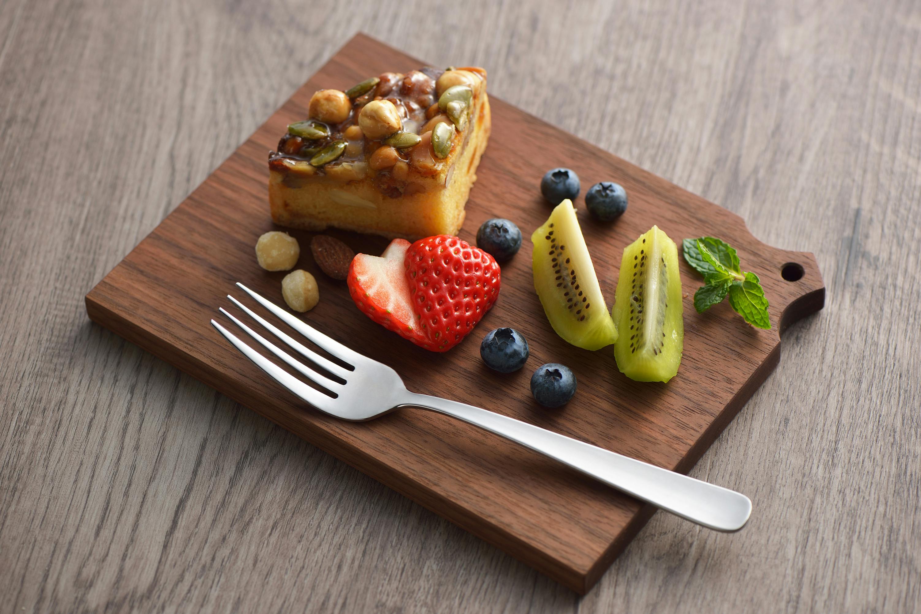 日本製 18-0 ライラック デザートフォーク ステンレス製 食洗機対応