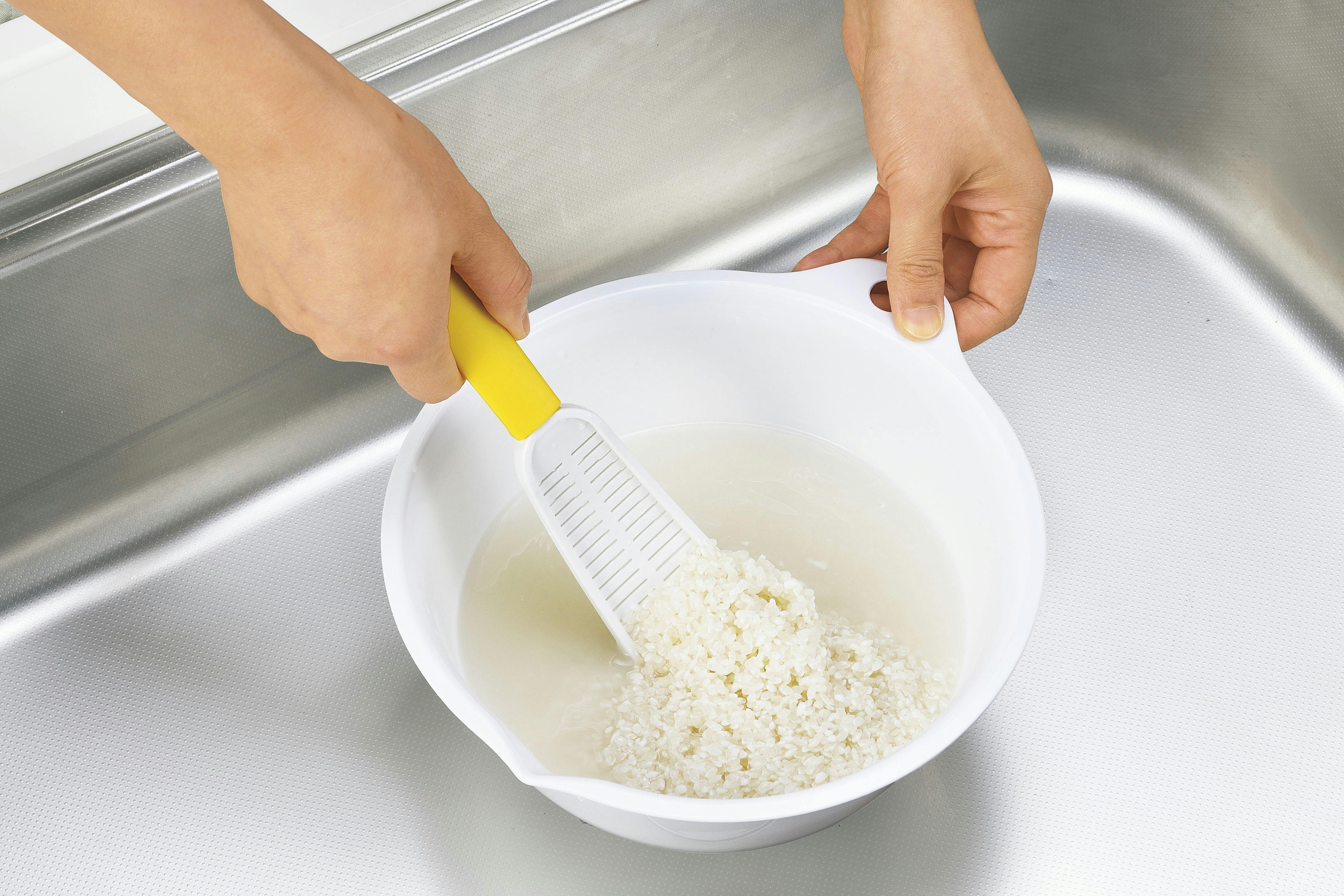 下村工業 フルベジスマイル 水切りできる米研ぎ器 FVSー218 日本