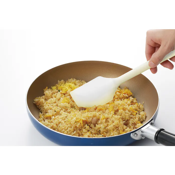 日本製 シリコン ヘラ ホワイト 大 200個セット まとめ買い 食洗機対応 耐熱210度 お菓子作り 4907052877139-200【別送品】
