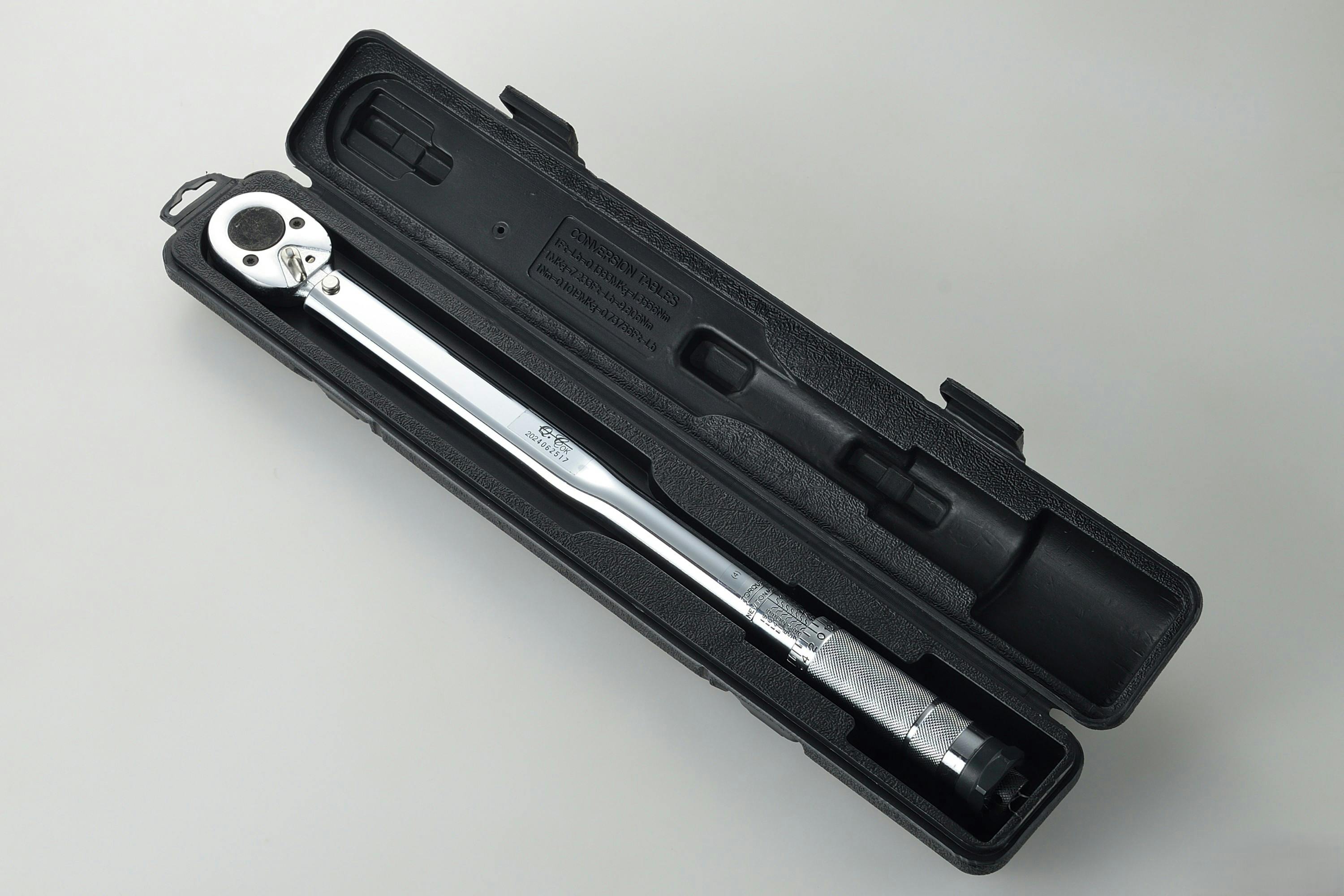 TAKAGI プレセット型トルクレンチ TTW-4 収納ケース付 締め付け作業