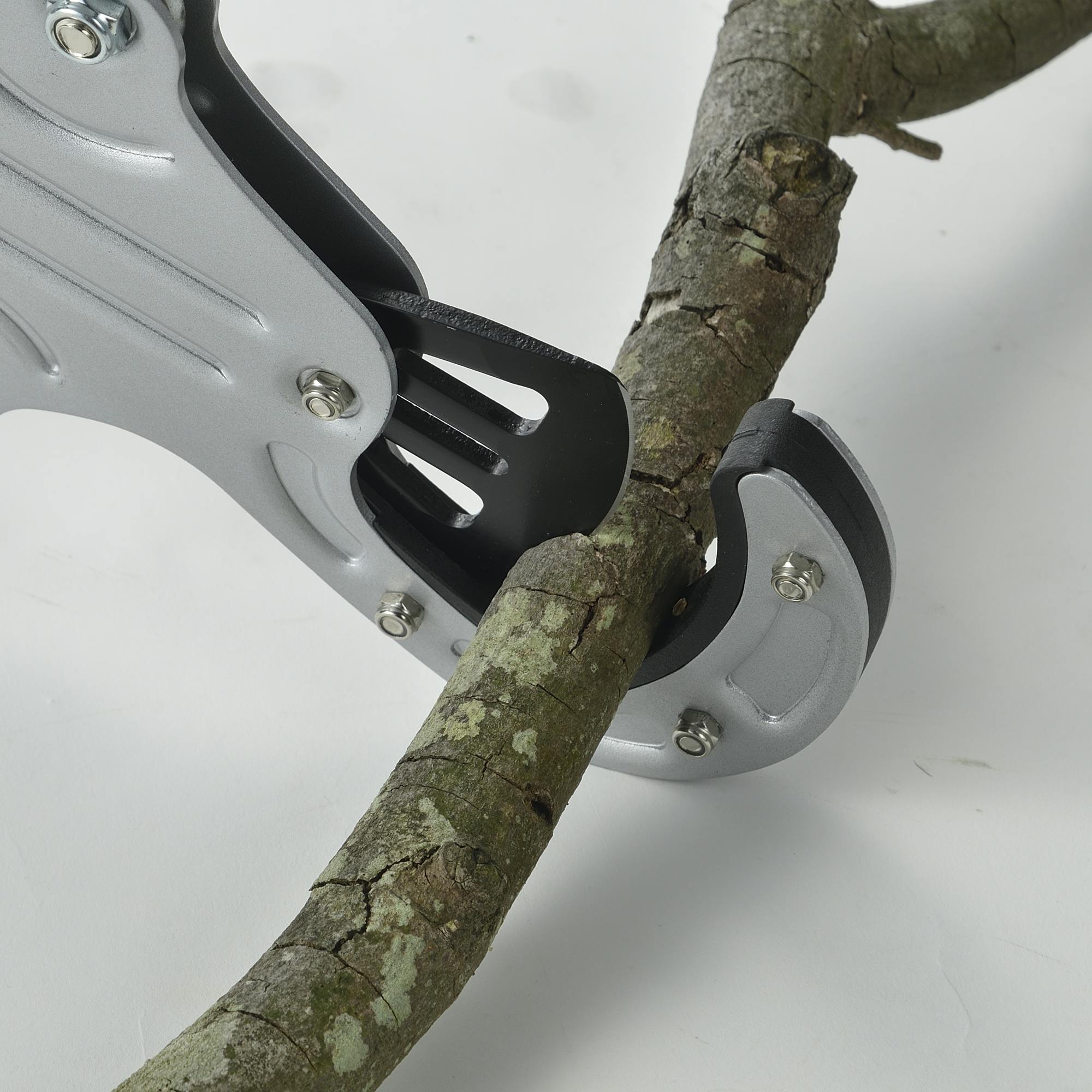 TAKAGI ダブルギア式太枝切鋏 TRA-06 剪定 植木 切断許容サイズ約φ47mm