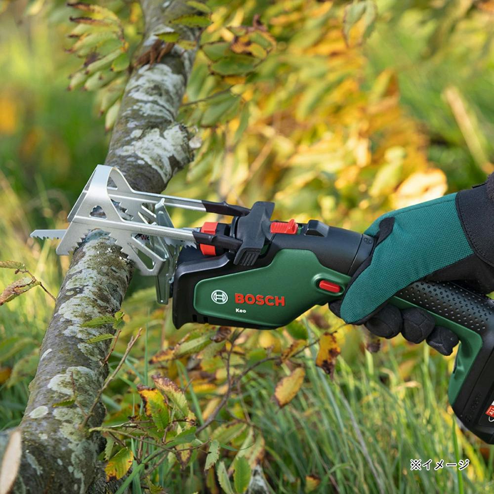 新品 BOSCH コードレスののこぎり Amazon | ボッシュ(BOSCH) コードレスのこぎり (ブレード・充電