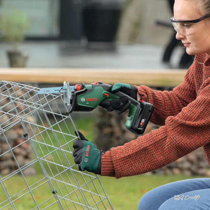 BOSCH コードレスのこぎり KEO118H 本体のみ