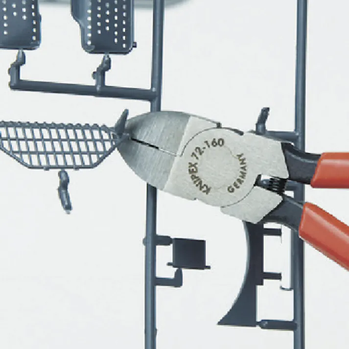 【CAINZ-DASH】KNIPEX社 プラスチック用ニッパー プラスチックハンドル 140mm 7201-140【別送品】