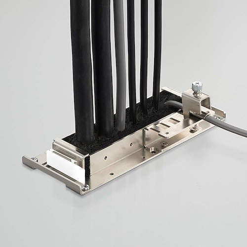 CAINZ-DASH】スガツネ工業 （210034656）WSD－70配線孔