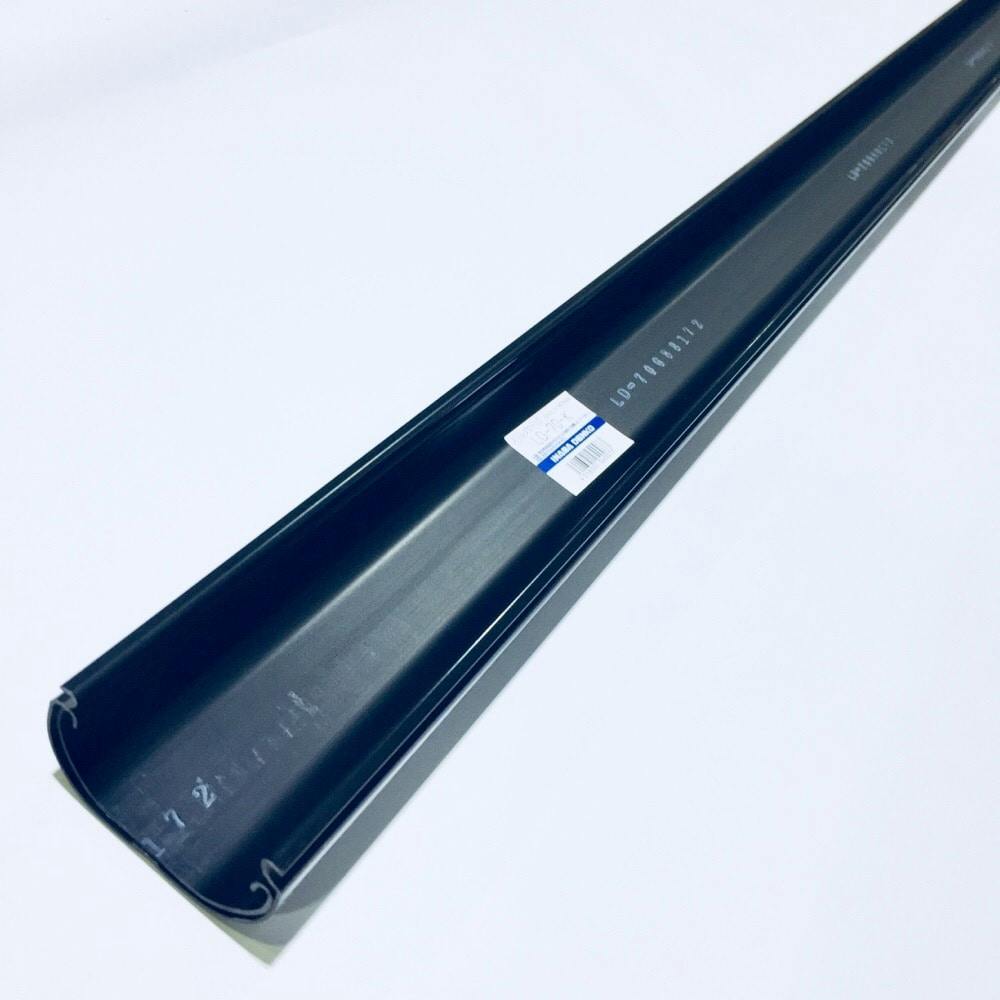 因幡電工 スリムダクトLD 配管化粧カバー ブラック LD-70-K | 空調