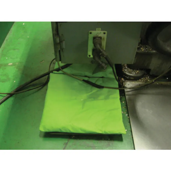 【CAINZ-DASH】JOHNAN 油吸収材 アブラトール マット 30×30×2cm グリーン Y-30G【別送品】