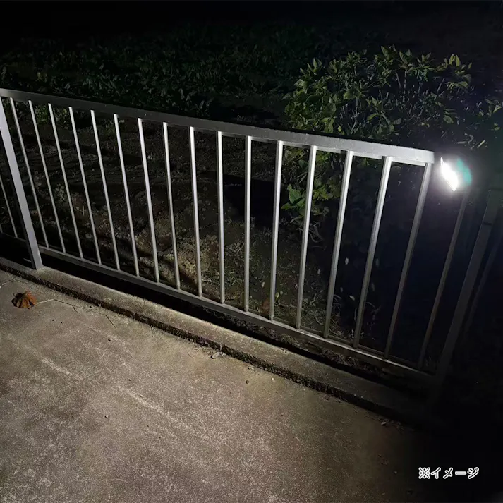防獣センサーフラッシュライトAK-BSL200
