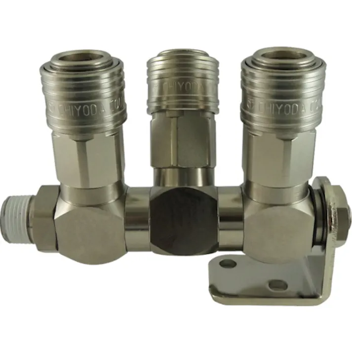 【CAINZ-DASH】千代田通商 フリージョイントCHS 3分岐ユニバーサルタイプ R3/8 CHFJ-3U03【別送品】