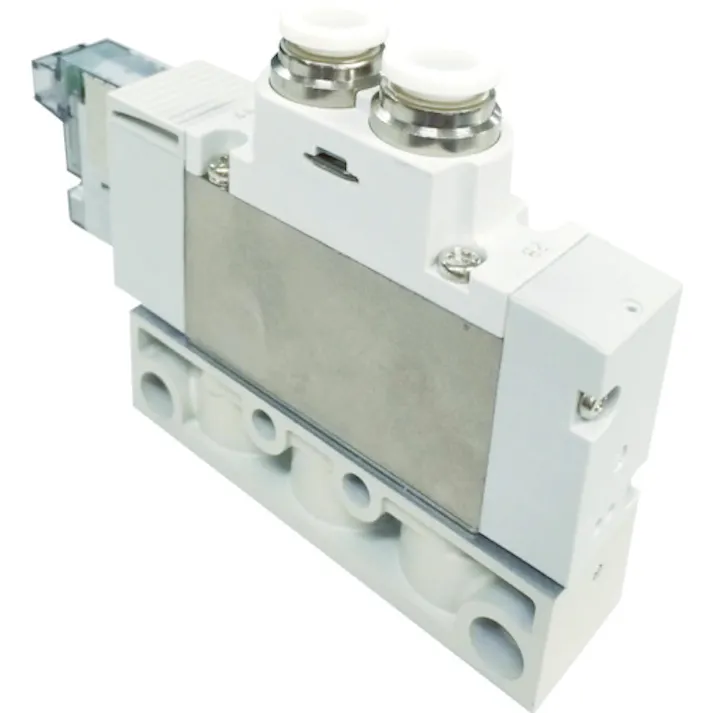 【CAINZ-DASH】CKD 電磁弁 パイロット式5ポート弁 4GAシリーズ 1.2C φ6ワンタッチ継手 DC24V 4GA110R-C6-3【別送品】