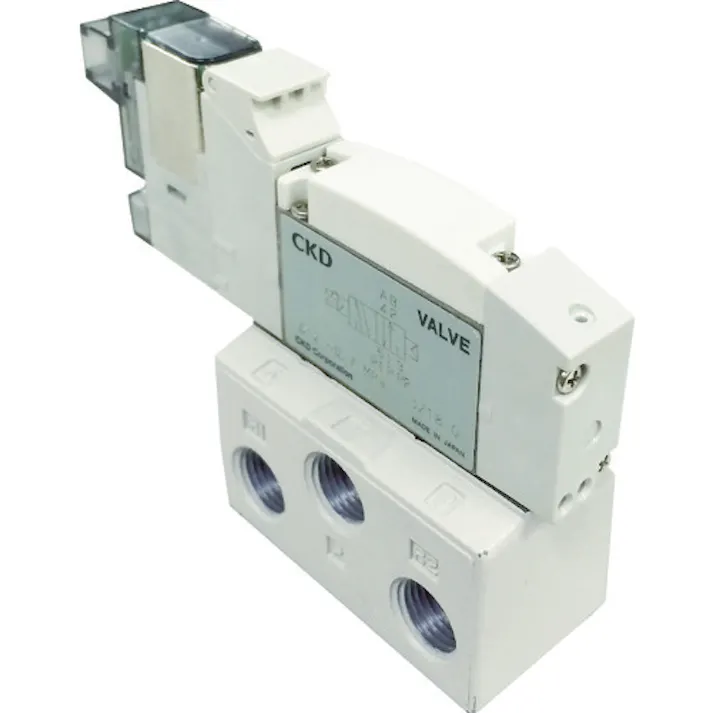 【CAINZ-DASH】CKD 電磁弁 パイロット式5ポート弁 4GBシリーズ 2.6C Rc1/8 DC24V 4GB110R-06-3【別送品】