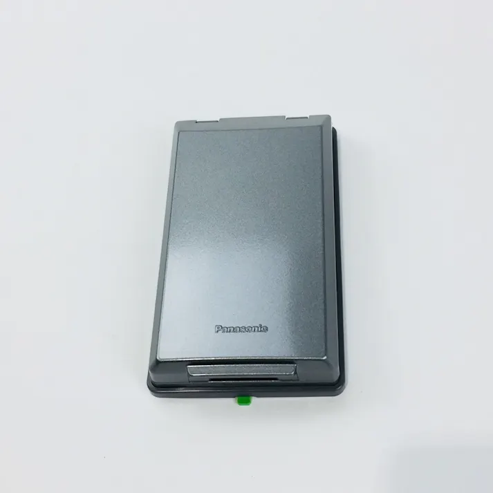パナソニック フルカラーシリーズ 金属防滴コンセントプレート φ41 WN9904K