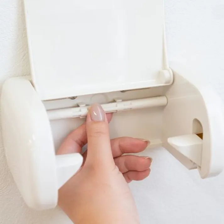 【CAINZ-DASH】オカ 我が家のべんり化計画 フィルフィットワンタッチペーパーホルダー 289553【別送品】