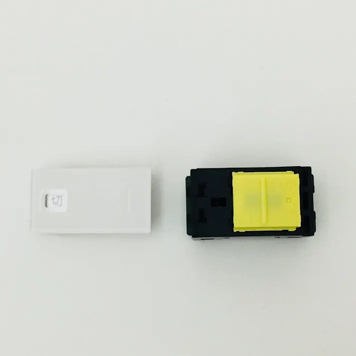 パナソニック アドバンスシリーズ 埋込 入/切 表示スイッチセット トリプル用 マットホワイト WTA525133W