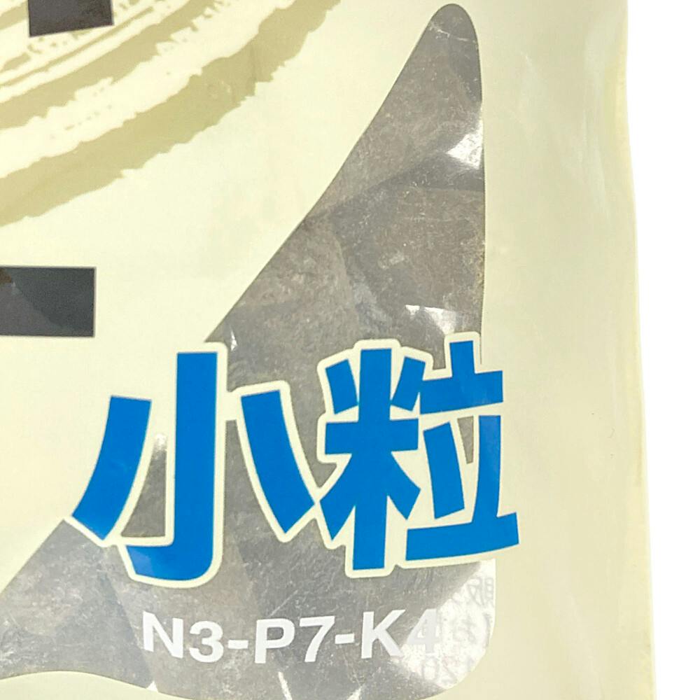 醗酵油かす 小粒 600g | 用土・肥料 通販 | ホームセンターの