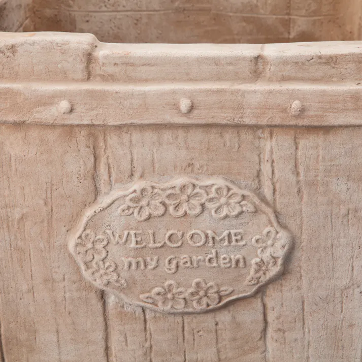 カインズ ウッド調スクエアーポット M ブラウン