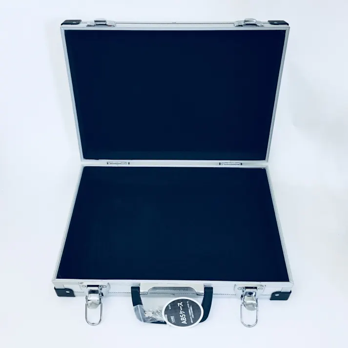 カインズ ABSケース W-01S シルバー 幅35.5cm 奥行28.5cm 高さ9.5cm
