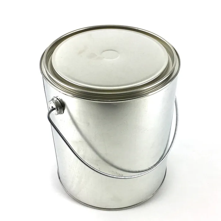 カインズ ふた付きペール缶 3L