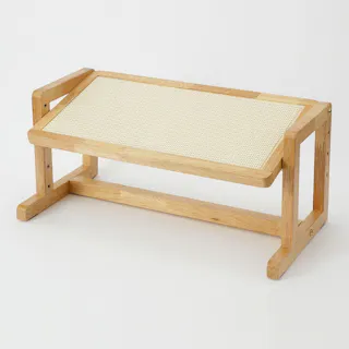 高さと角度が変えられるドッグテーブル