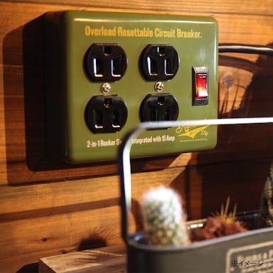 Ｋｕｍｉｍｏｋｕ　スチールＡＣタップ　４個口　グリーン
