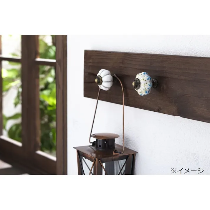 カインズ デザインノブ 花形 ビンテージ シルバー