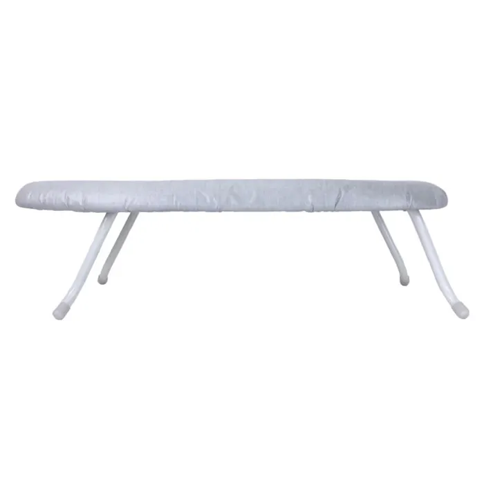 掛けて収納できるアルミコートアイロン台