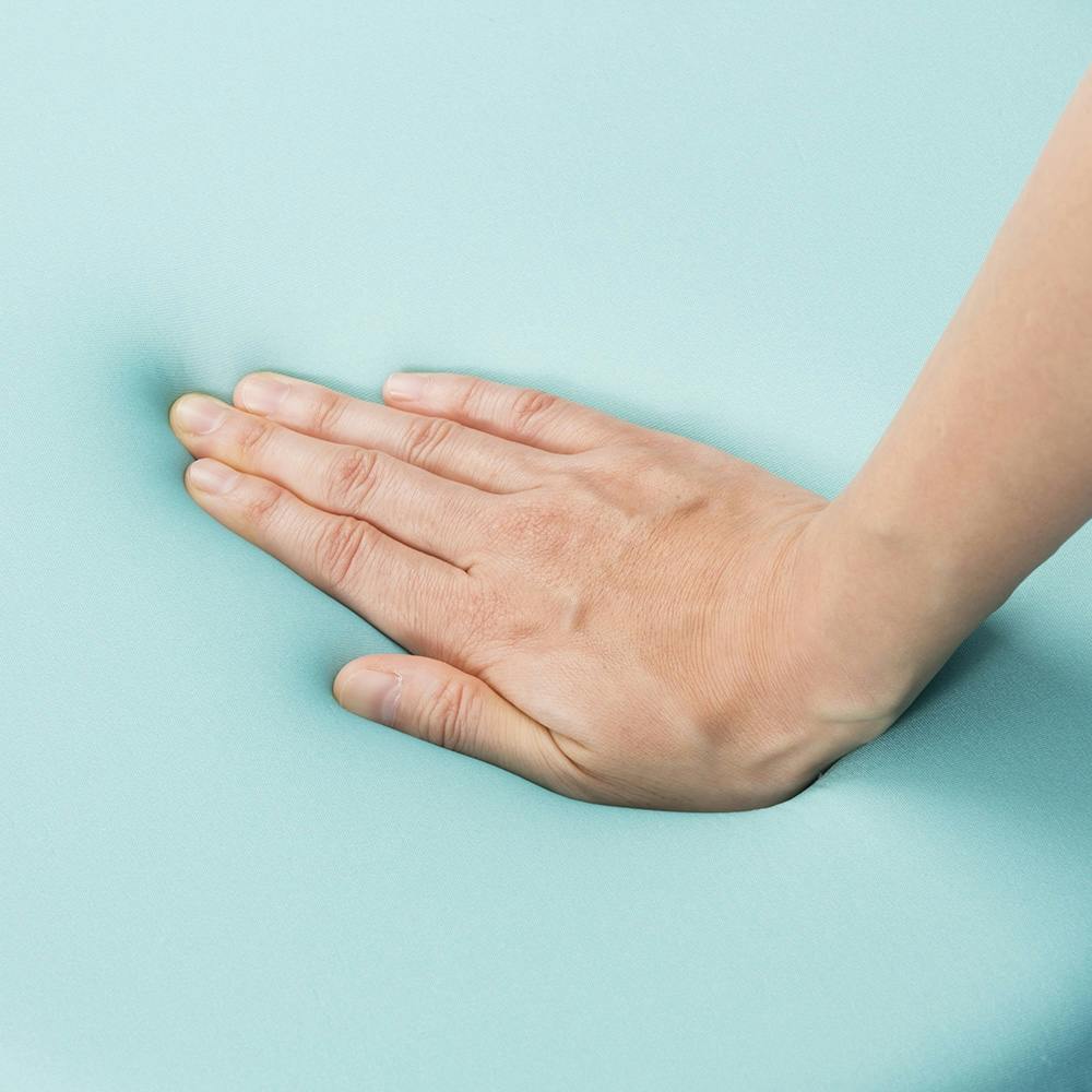 撥水・低反発ふんわりやわらかクッション R40 ブルー | クッション