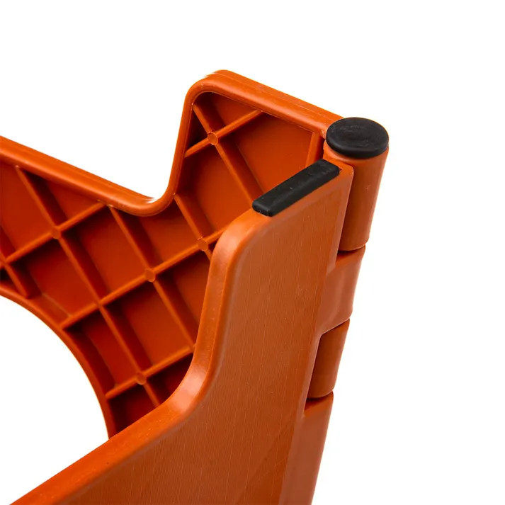 持ち運びしやすい折りたたみ踏み台 オレンジ