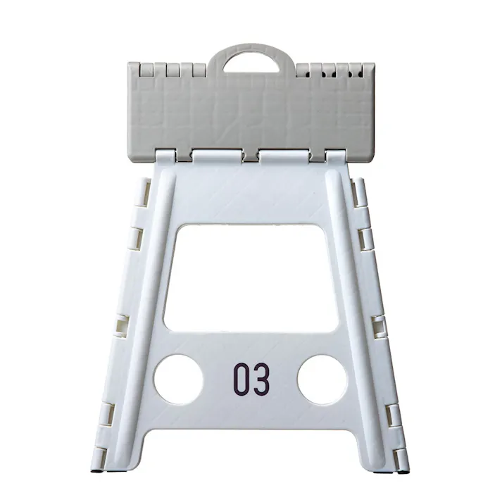 持ち運びしやすい折りたたみ踏み台 ハイタイプ ホワイト