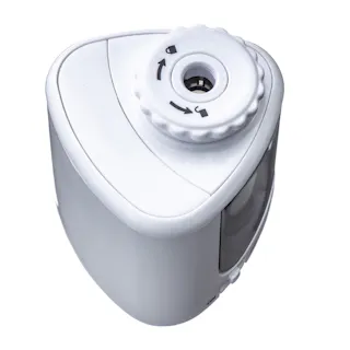 カインズ 電池式鉛筆削りコンパクト(替え刃 2個付き) ホワイト