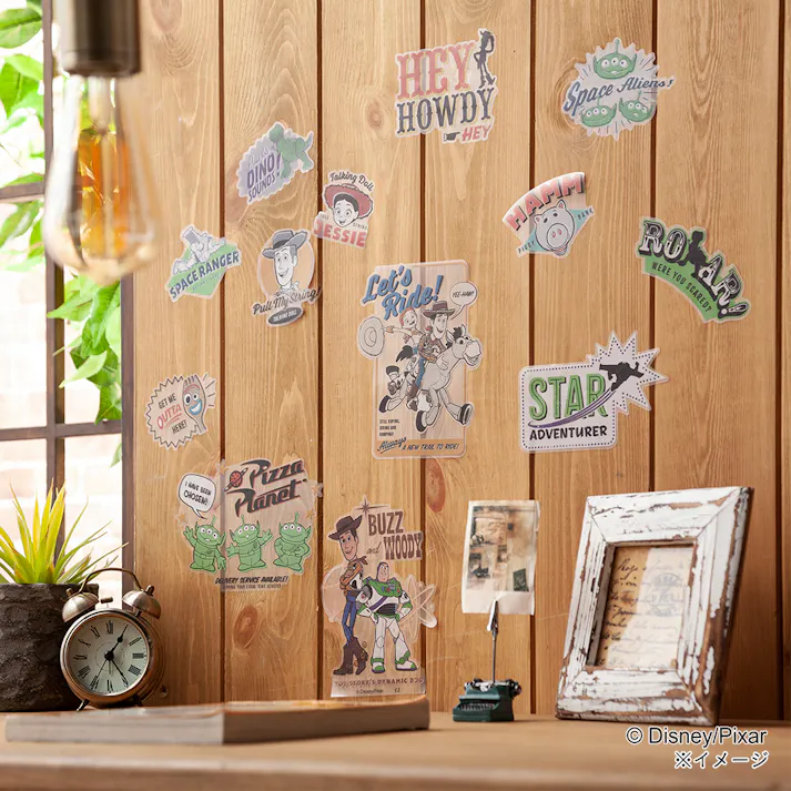 ウォールステッカー トイ・ストーリー ウッド 35×50cm