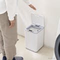 センサーで自動開閉するくず入れ10L ホワイト