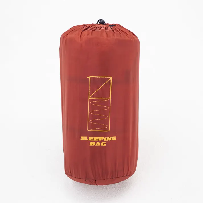 カインズ 連結できるシュラフ レッド(販売終了)