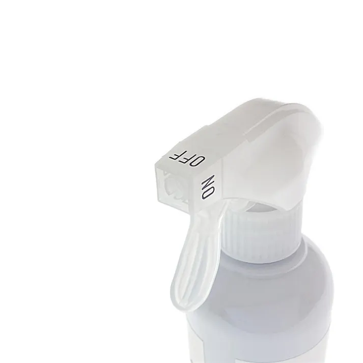 カインズ 布用消臭スプレー ミントグリーンの香り 本体 300ml