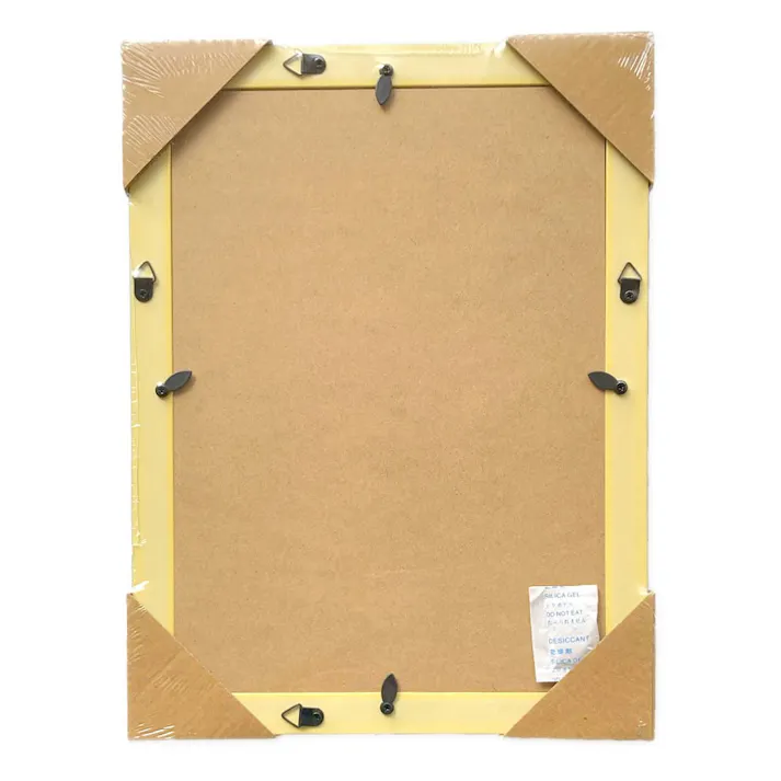 軽くて割れにくい賞状額 金ラック A4