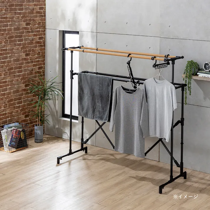 木目調 布団も干せるアルミ伸縮式 ベランダ物干し ロング
