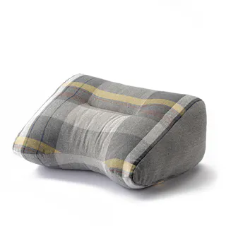 リラックスサンカククッション タンネチェック