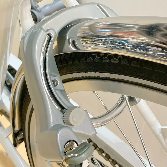 【自転車】キラリ KiLaLi3 パンクしにくいVシティ車 27インチ 外装6段 G6HD ホワイト