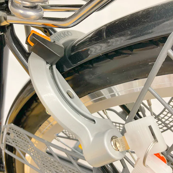 【自転車】パンクしない軽快車 27インチ 内装3段 ブラック