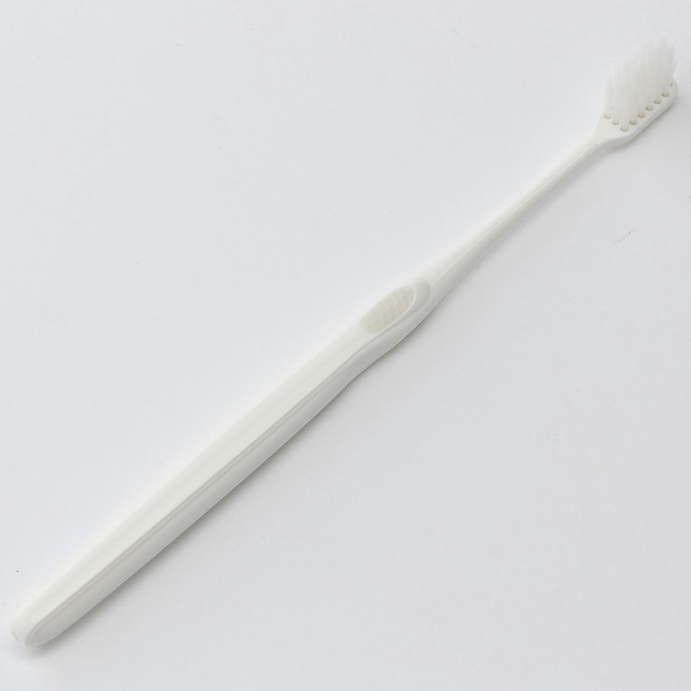 SALE／89%OFF】 超先細毛 コンパクトヘッド 純日本製 歯周病予防 歯ブラシ 歯間や歯周ポケット集中 低刺激 安心 安全 高品質PBT毛 UV殺菌処理済  まとめ買い 艶白歯ブラシ Pgペングリップ×10本 S MS M 送料無料 歯科医院取扱品 お口の専門店
