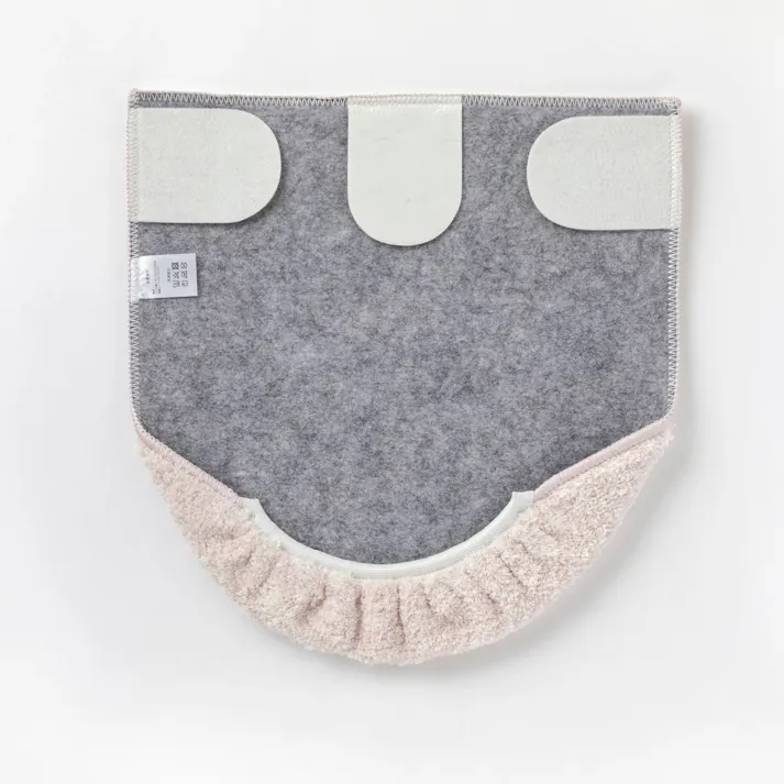 形状を選ばず取付けられるトイレフタカバー ピンク